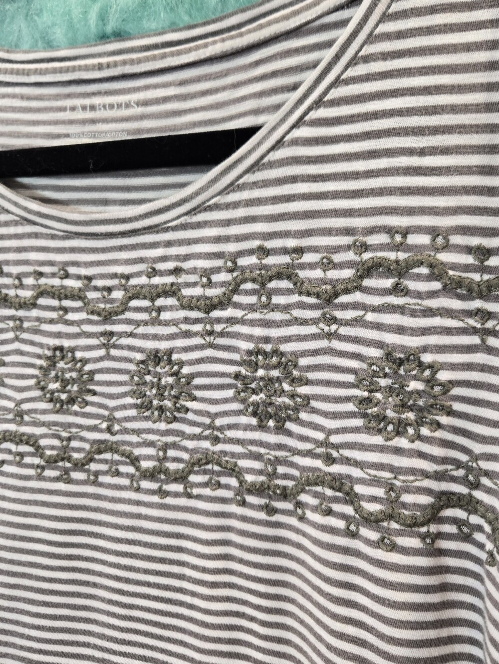 Talbots Gray And Green Striped Crew Neck  Embroidered  Short Sleeve Top Size M - Picture 3 of 6